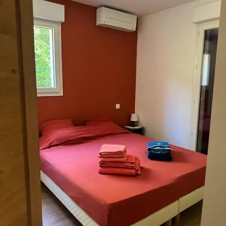 Bidart, Maisonnette Sur Les Pyrenees